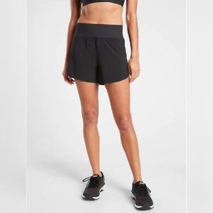 Athleta Run With It 4.5" Short